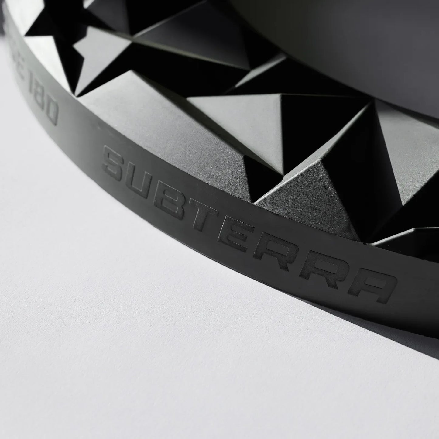Subterra 3D Surround Graphite